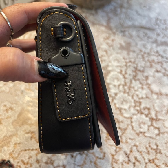 COACH 1941 Meadowlark Dinky Crossbody in Glovetanned Leather - Picture 4 of 9